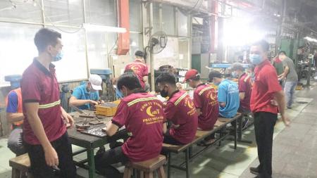 Lắp ráp linh kiện